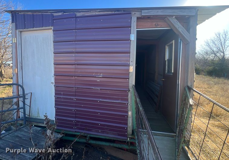 image for item OA9215 Farrowing shed