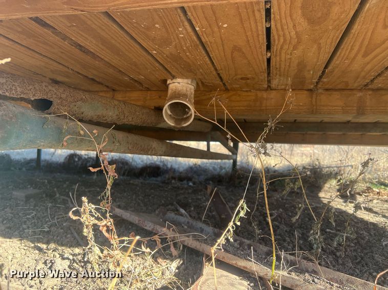 image for item OA9215 Farrowing shed