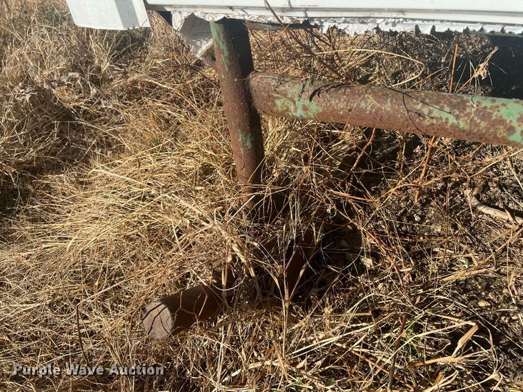 image for item OA9215 Farrowing shed