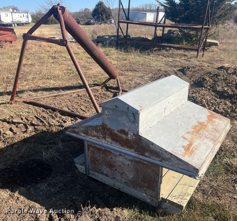 image for item OA9217 Livestock equipment