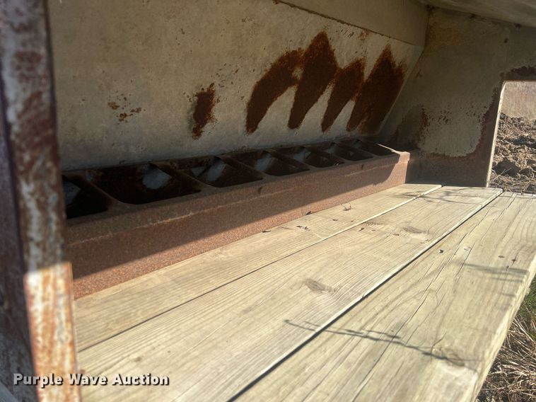 image for item OA9217 Livestock equipment