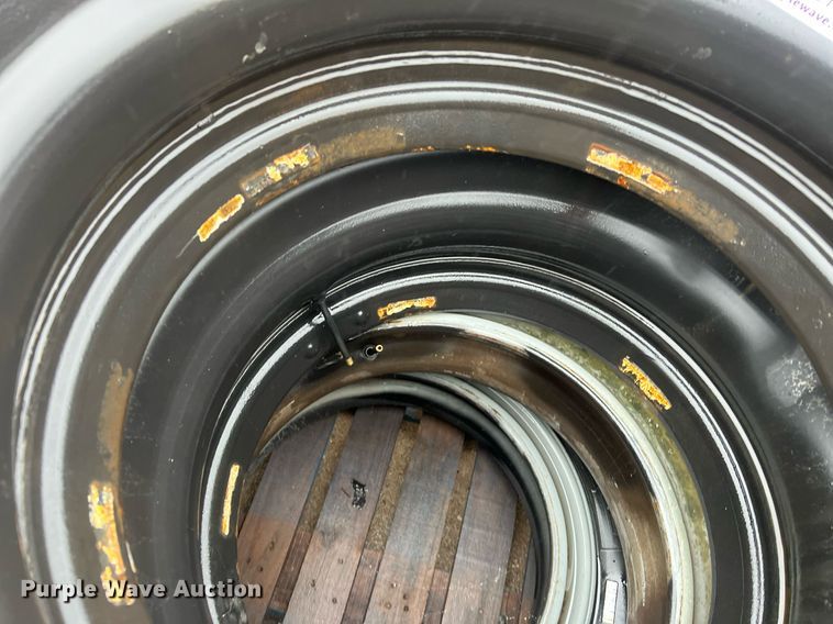 image for item OA9221 (4) Michelin 11R22.5 tires and wheels