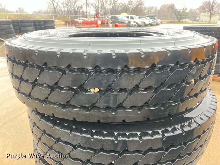 image for item OA9223 (4) Michelin 11R22.5 tires and wheels