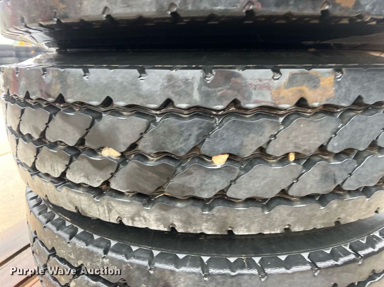 image for item OA9223 (4) Michelin 11R22.5 tires and wheels