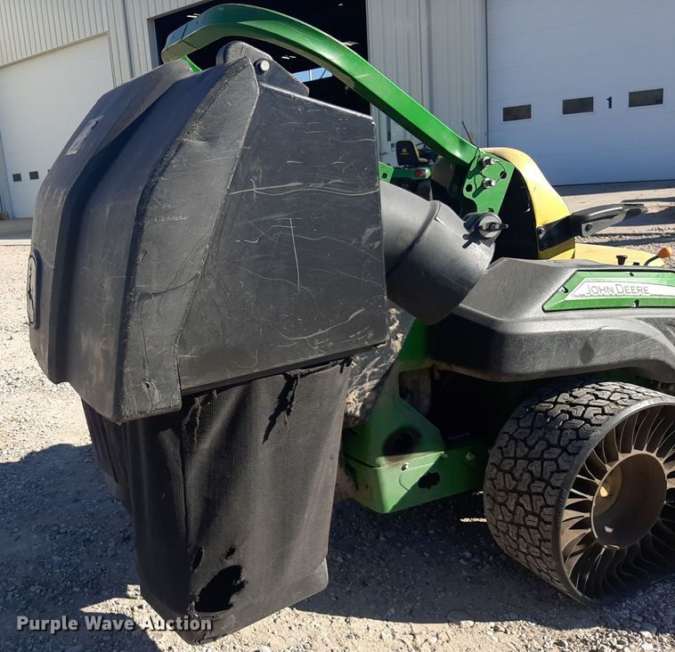 image for item OF9604 John Deere Z930M  ZTR lawn mower