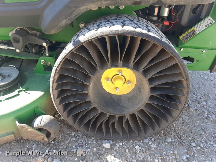 image for item OF9605 John Deere Z930M  ZTR lawn mower