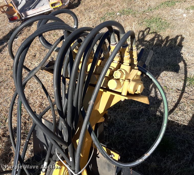 image for item OF9611 1994 Vermeer TS20  skid steer tree spade