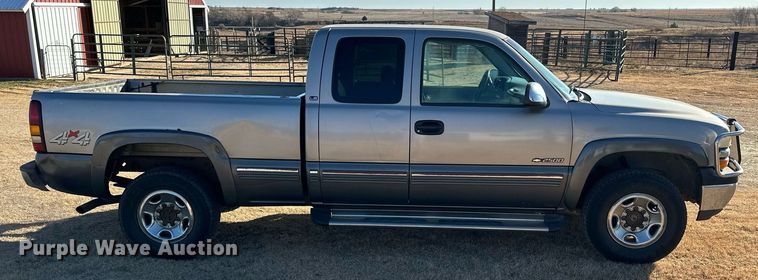 image for item OK9180 1999  Chevrolet Silverado 2500  Ext. Cab pickup truck