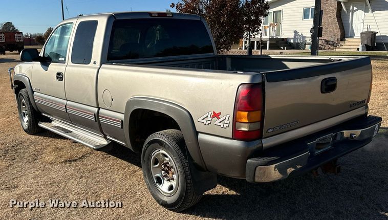 image for item OK9180 1999  Chevrolet Silverado 2500  Ext. Cab pickup truck
