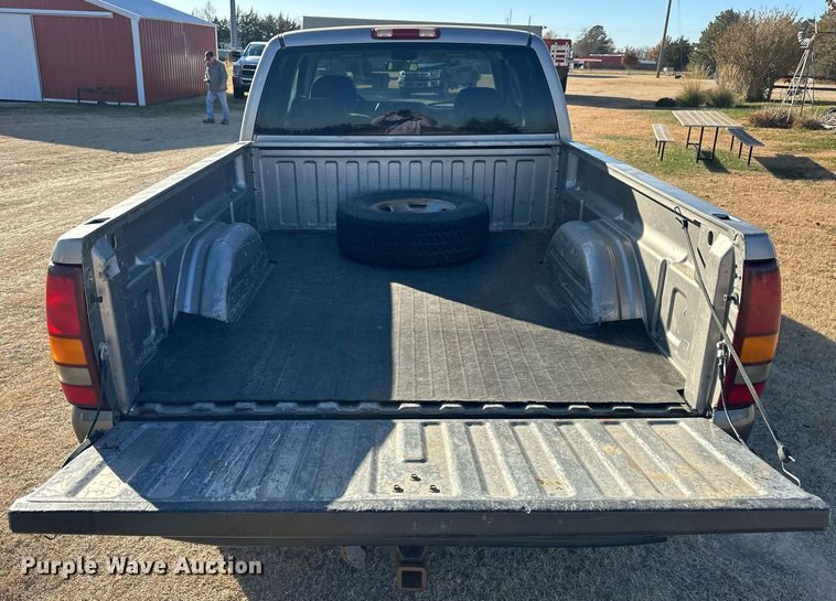 image for item OK9180 1999  Chevrolet Silverado 2500  Ext. Cab pickup truck