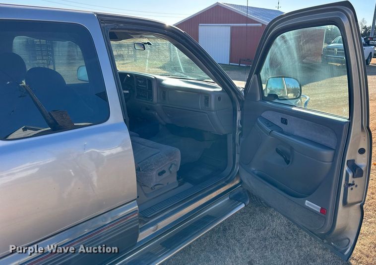 image for item OK9180 1999  Chevrolet Silverado 2500  Ext. Cab pickup truck