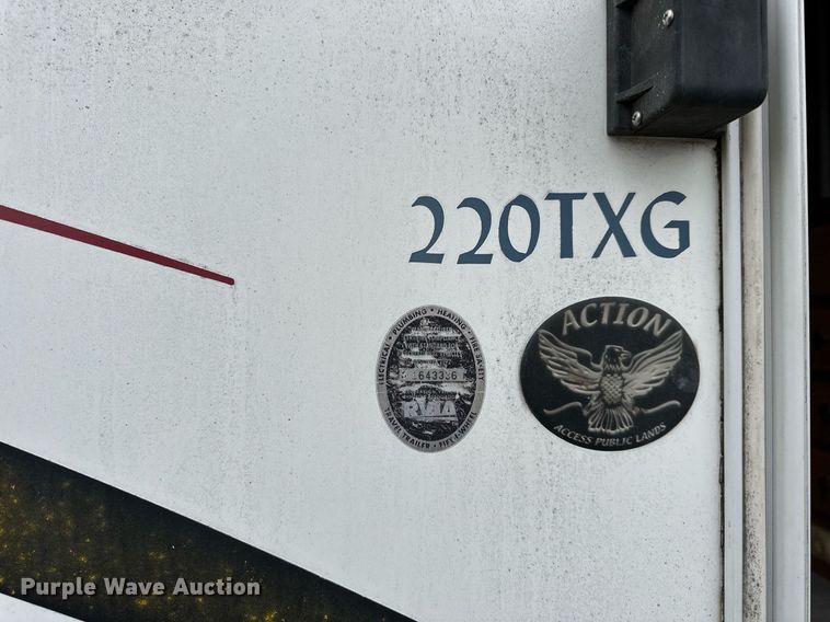 image for item OK9294 2006 Extreme 220TXG  camper