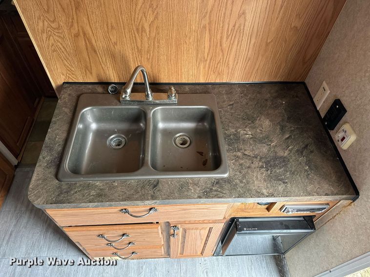 image for item OK9294 2006 Extreme 220TXG  camper