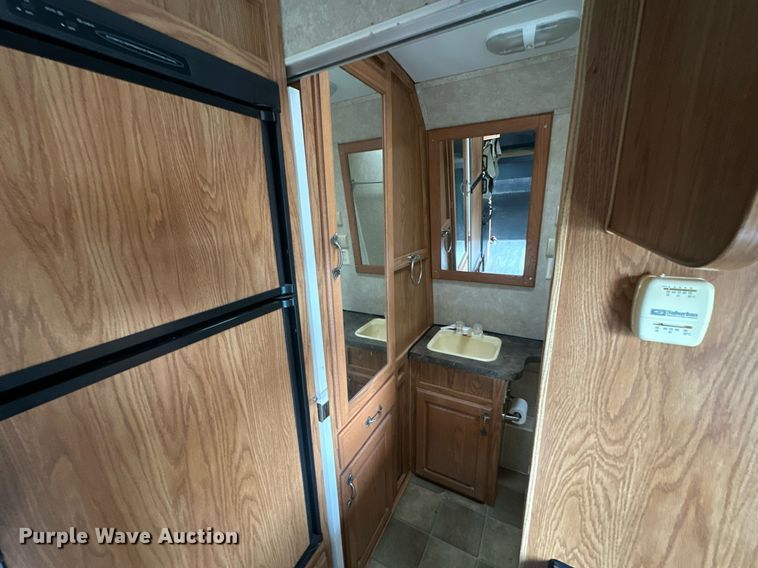 image for item OK9294 2006 Extreme 220TXG  camper