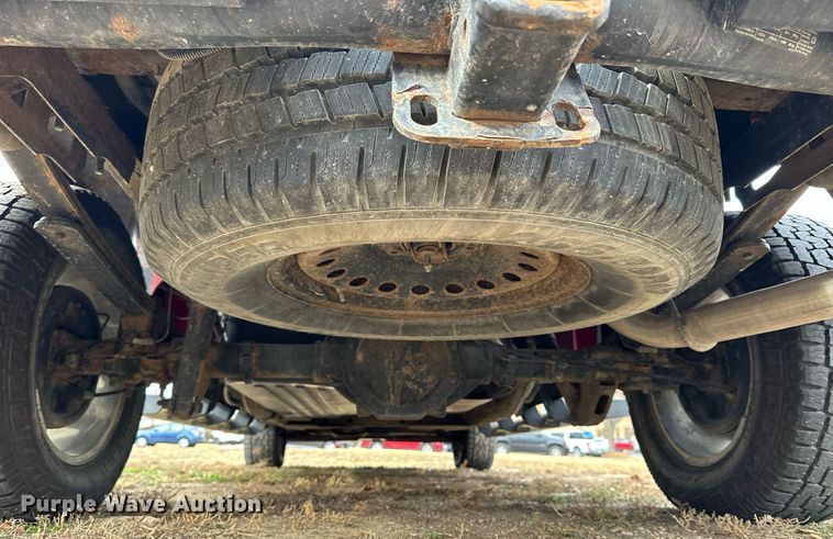 image for item OK9295 2010 Chevrolet Silverado 1500  Crew Cab pickup truck