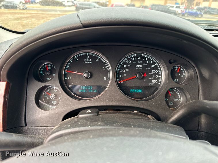 image for item OK9295 2010 Chevrolet Silverado 1500  Crew Cab pickup truck