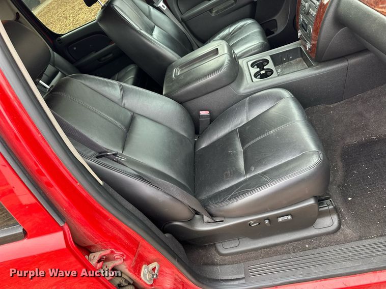 image for item OK9295 2010 Chevrolet Silverado 1500  Crew Cab pickup truck