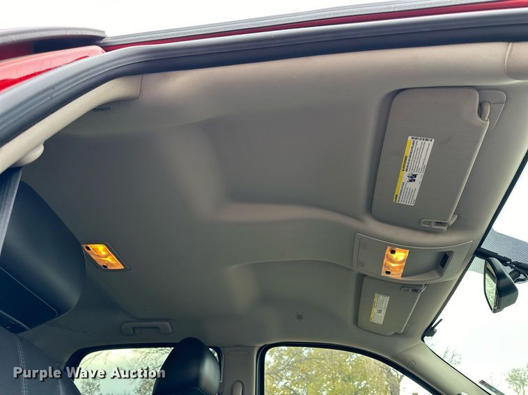 image for item OK9295 2010 Chevrolet Silverado 1500  Crew Cab pickup truck