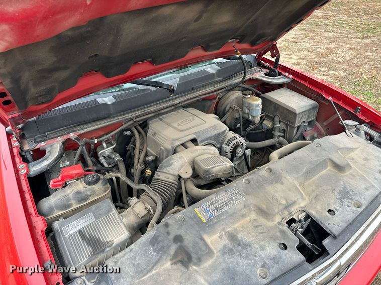 image for item OK9295 2010 Chevrolet Silverado 1500  Crew Cab pickup truck