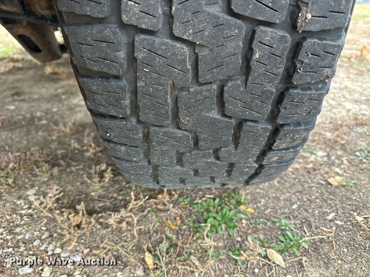 image for item OK9295 2010 Chevrolet Silverado 1500  Crew Cab pickup truck