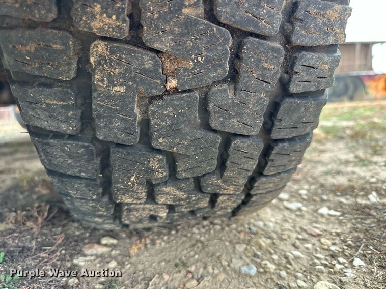 image for item OK9295 2010 Chevrolet Silverado 1500  Crew Cab pickup truck