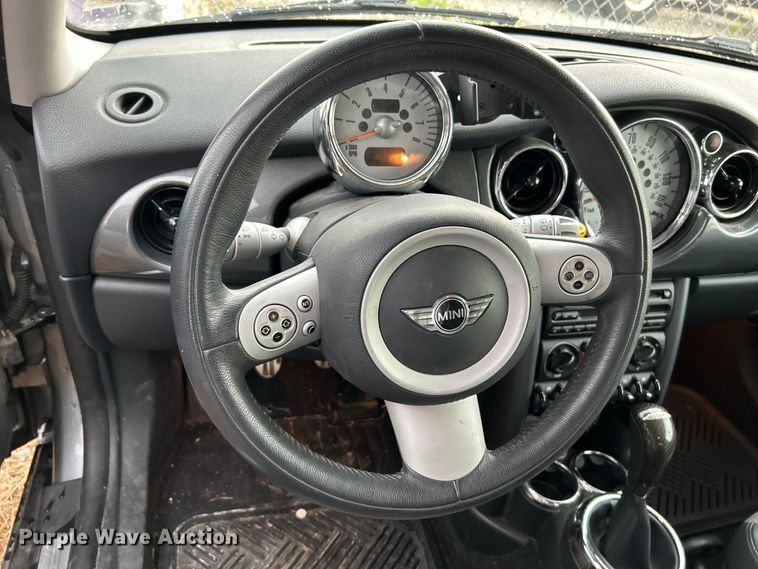 image for item OK9757 2005 Mini Cooper S