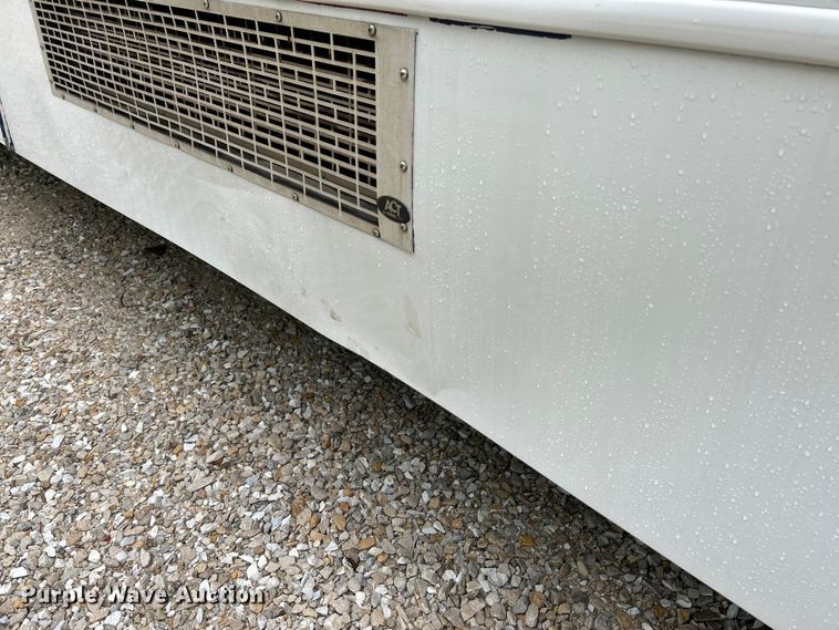 image for item OK9778 2012 Freightliner S2C  shuttle bus