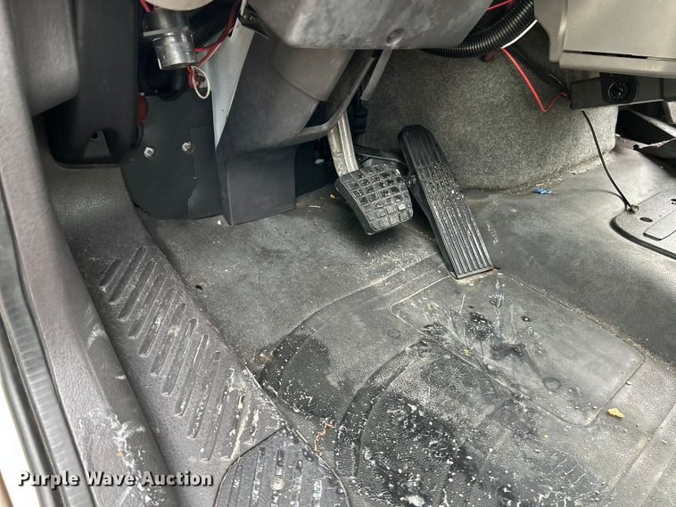 image for item OK9778 2012 Freightliner S2C  shuttle bus