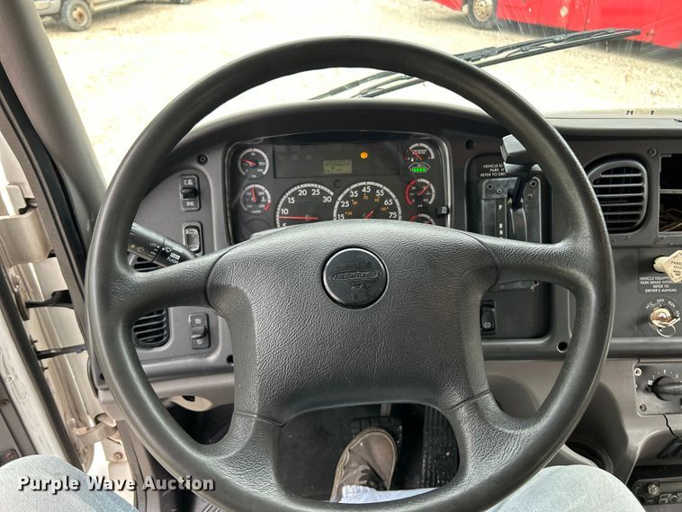 image for item OK9778 2012 Freightliner S2C  shuttle bus