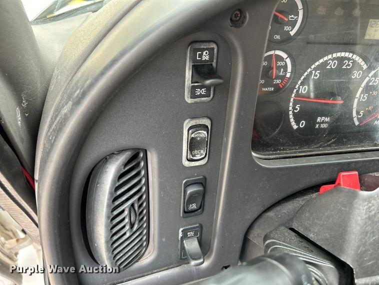 image for item OK9778 2012 Freightliner S2C  shuttle bus