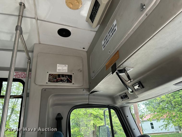 image for item OK9778 2012 Freightliner S2C  shuttle bus