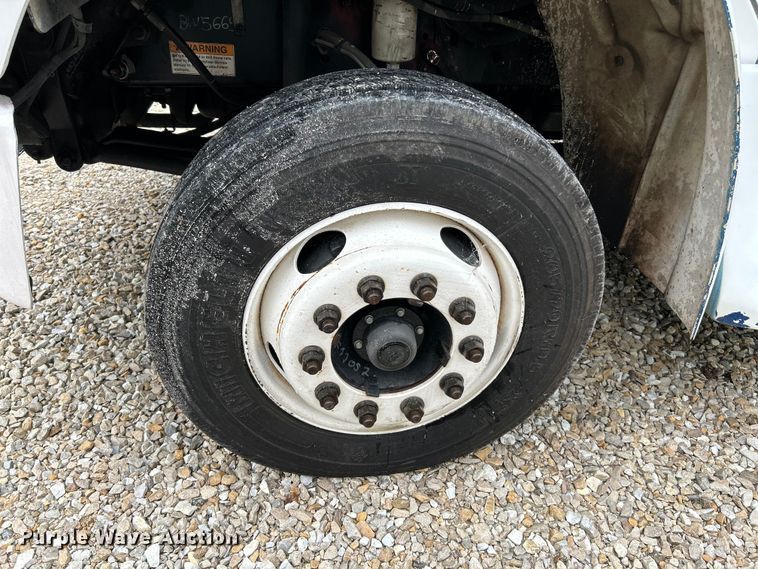 image for item OK9778 2012 Freightliner S2C  shuttle bus