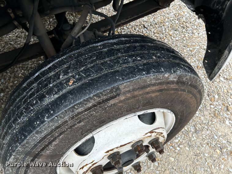 image for item OK9778 2012 Freightliner S2C  shuttle bus