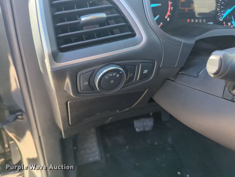 image for item OL9128 2020 Ford Edge  SUV