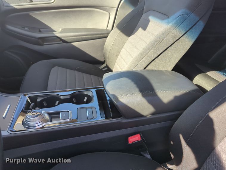 image for item OL9128 2020 Ford Edge  SUV