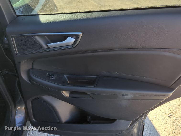 image for item OL9128 2020 Ford Edge  SUV