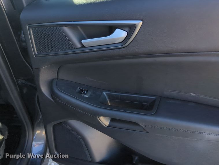 image for item OL9128 2020 Ford Edge  SUV