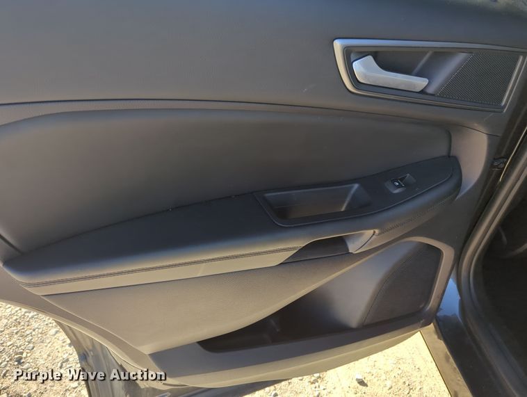 image for item OL9128 2020 Ford Edge  SUV