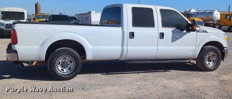 image for item OL9147 2016 Ford F250 Super Duty  Crew Cab pickup truck