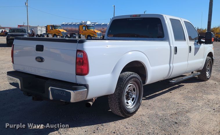image for item OL9147 2016 Ford F250 Super Duty  Crew Cab pickup truck