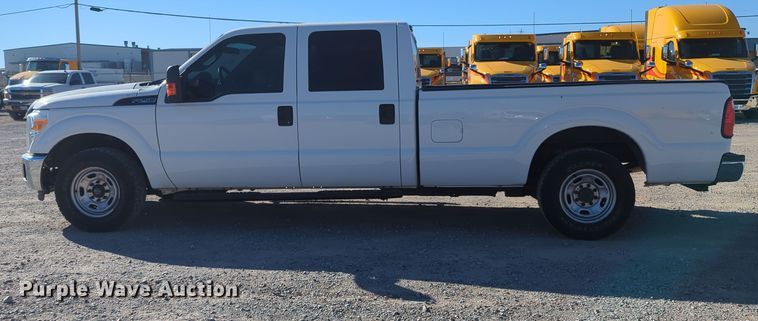 image for item OL9147 2016 Ford F250 Super Duty  Crew Cab pickup truck
