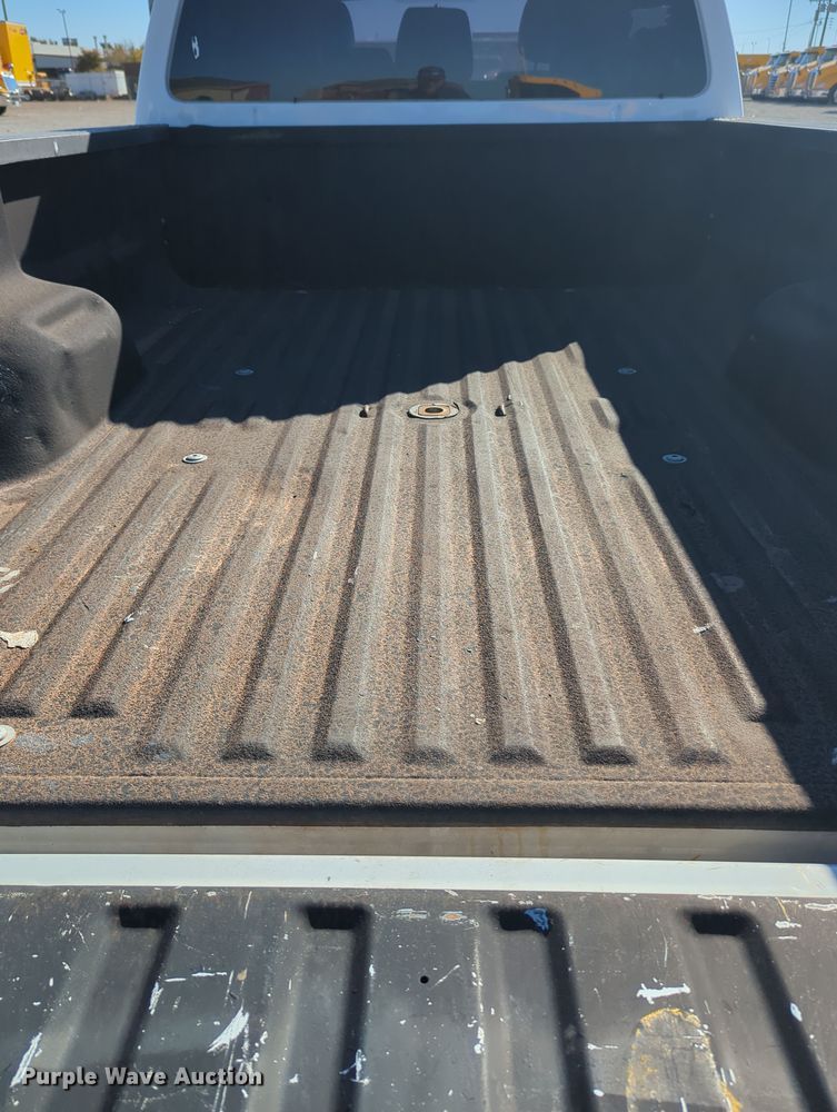 image for item OL9147 2016 Ford F250 Super Duty  Crew Cab pickup truck