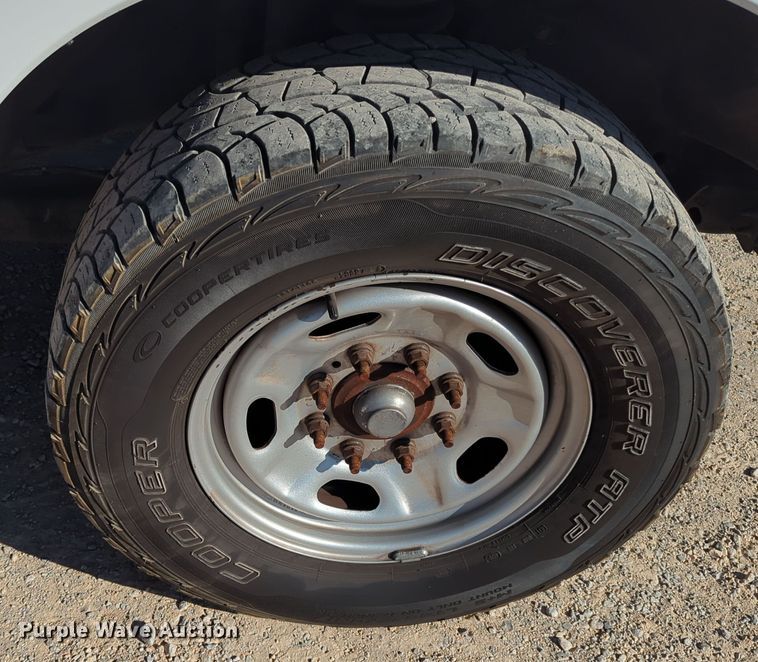 image for item OL9147 2016 Ford F250 Super Duty  Crew Cab pickup truck