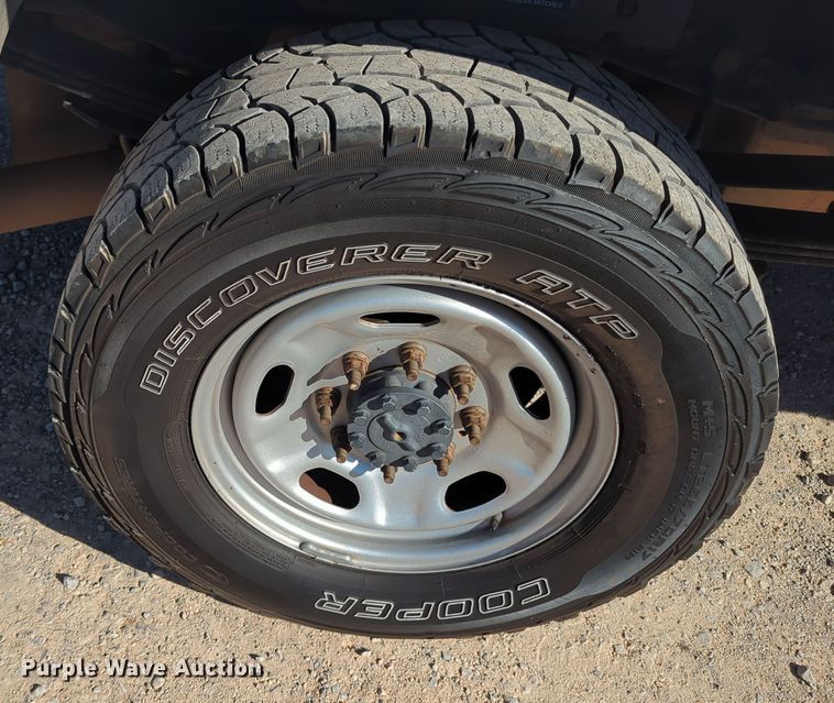 image for item OL9147 2016 Ford F250 Super Duty  Crew Cab pickup truck