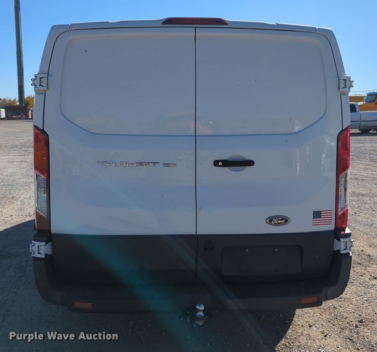 image for item OL9148 2018 Ford Transit 150  van