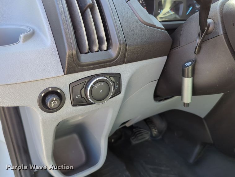 image for item OL9148 2018 Ford Transit 150  van