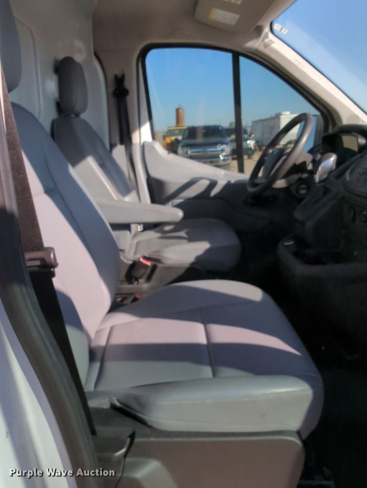 image for item OL9148 2018 Ford Transit 150  van