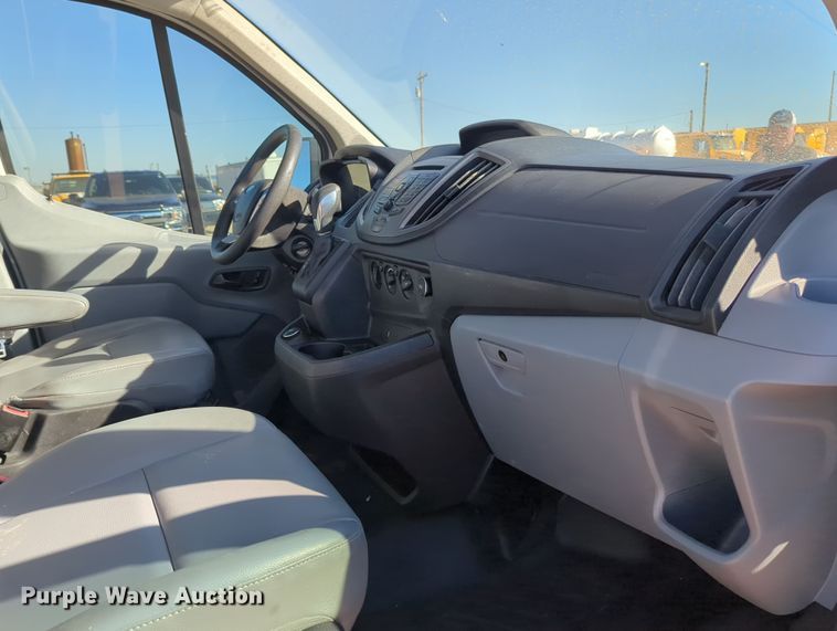 image for item OL9148 2018 Ford Transit 150  van