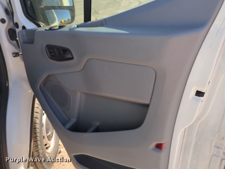 image for item OL9148 2018 Ford Transit 150  van