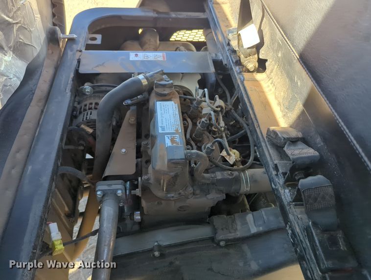 image for item OL9150 Kioti Mec2200  utility vehicle